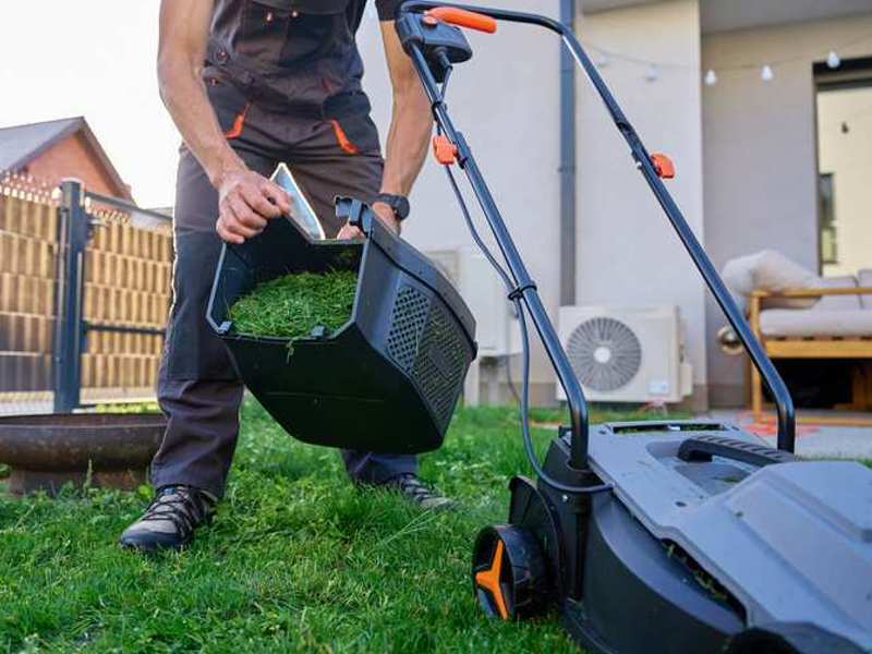 rotacijska kosilica za održavanje travnjaka