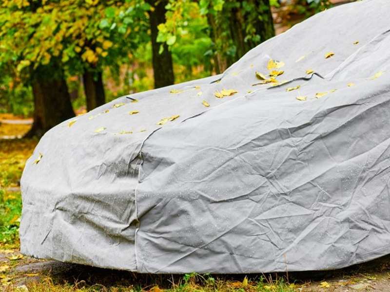 cerada za auto za parkiranje na otvorenom prostoru